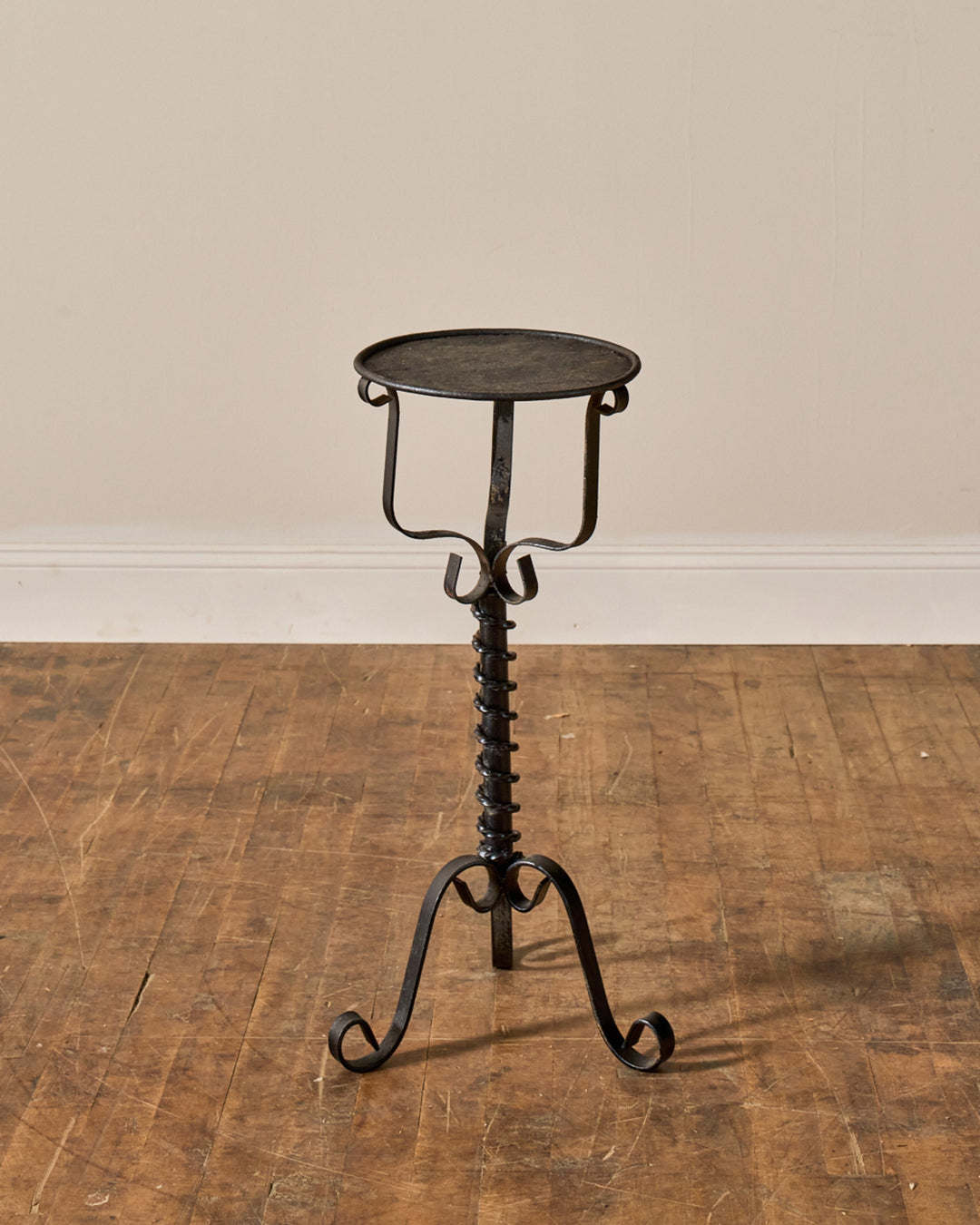 Spanish Martini Table