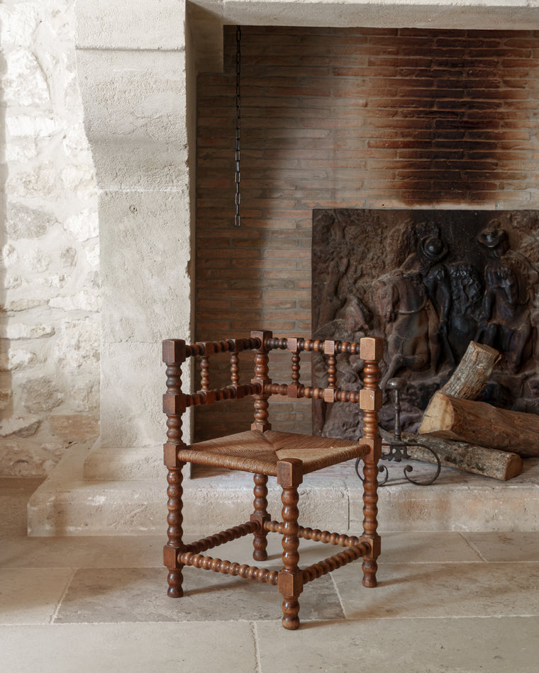 Bobbin Corner Chair