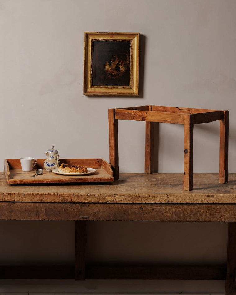 Chateau Tray Table