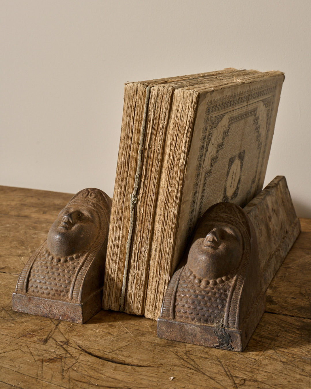 Fireplace Cast Iron Bookends - Pharaoh