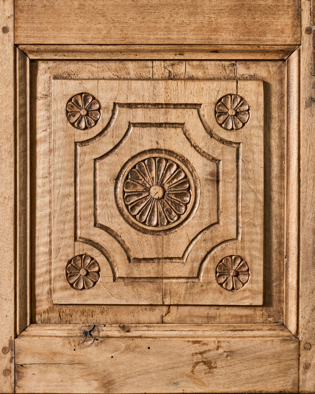 18th c. Oak Cupboard