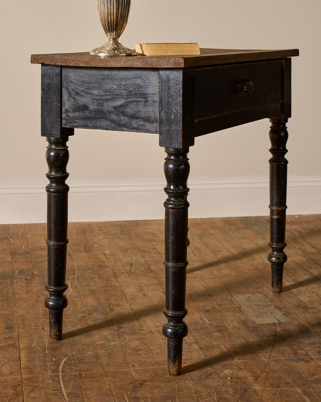 Petit French Side Table