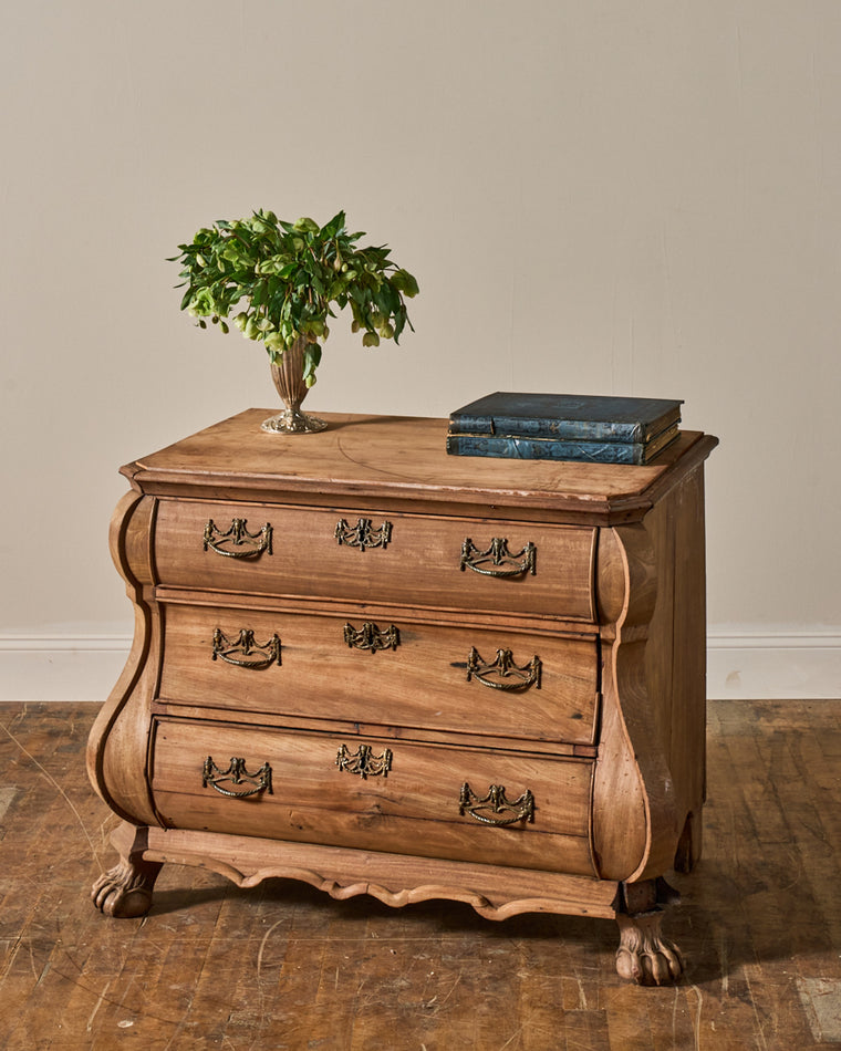 18th c. Dutch Commode