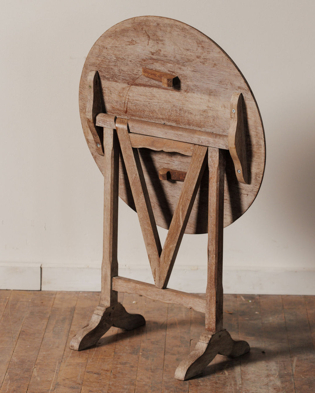 Mini Wine Tasting Table - Light