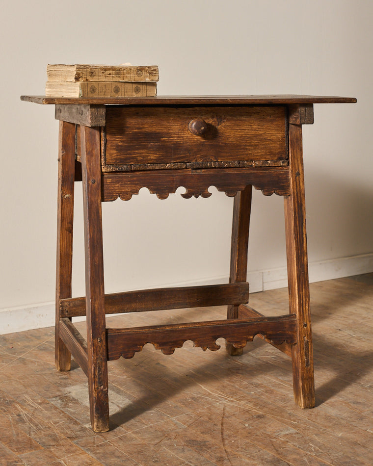 Spanish Scallop Side Table