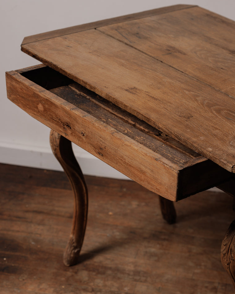 Lemon Tree Desk