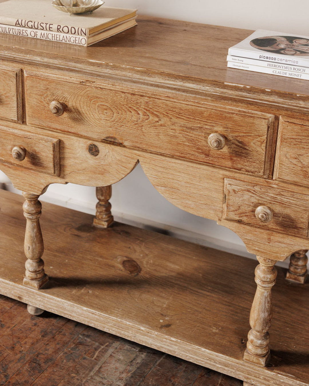 Lyon Drapery Table