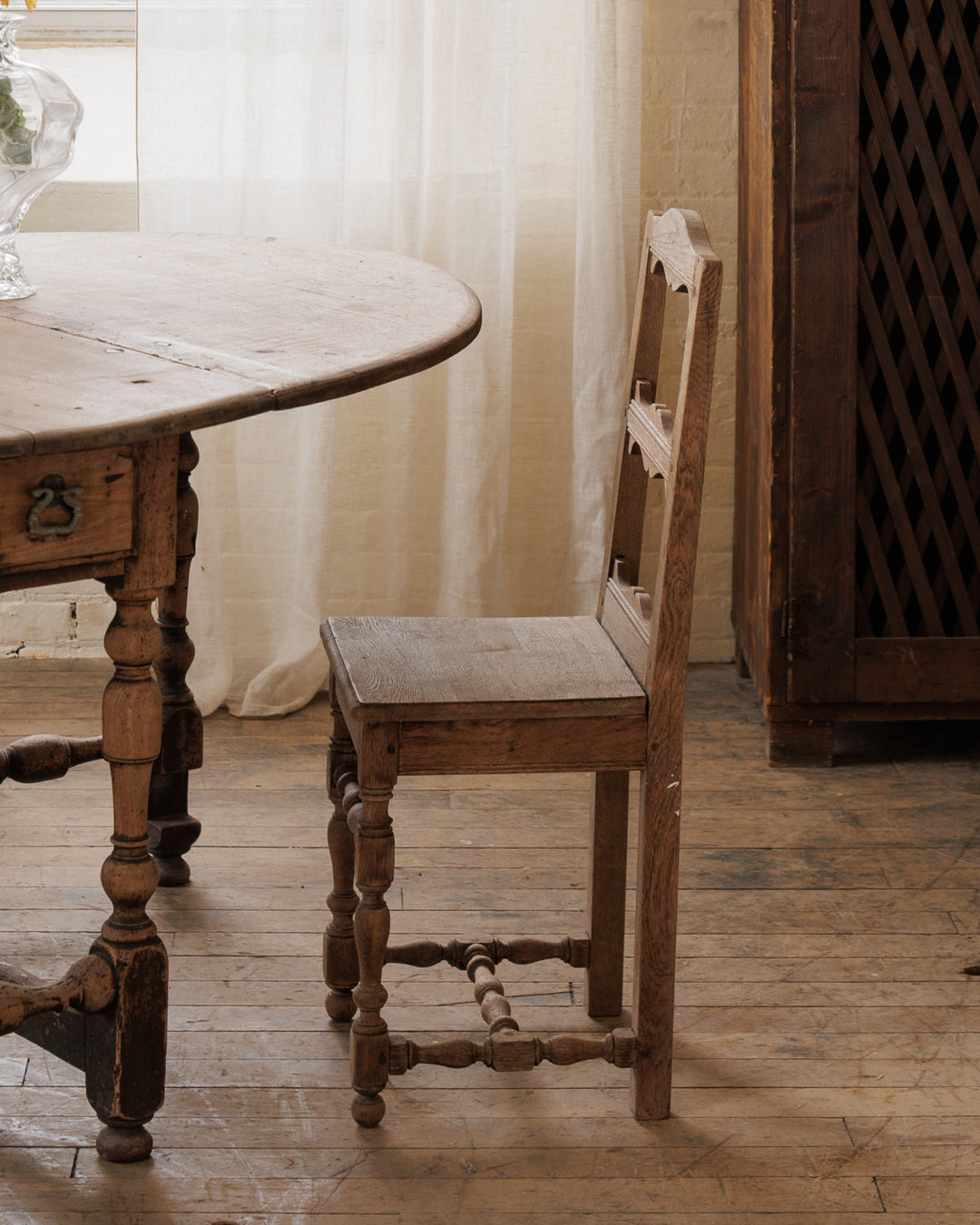 18th c. Lorraine Chair