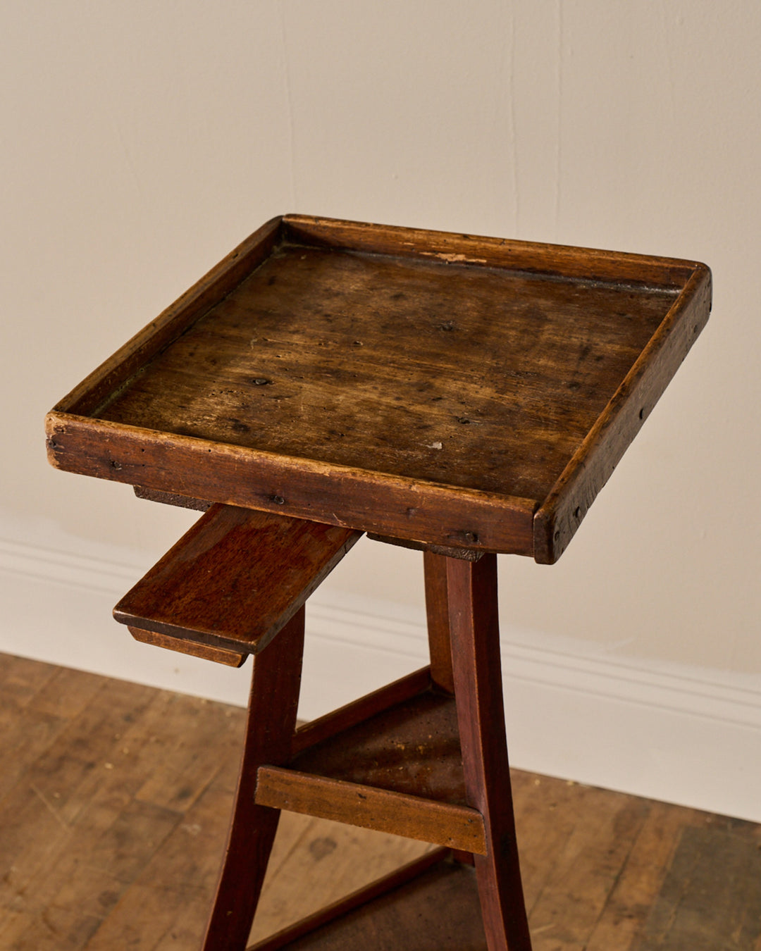 French Pedestal Table