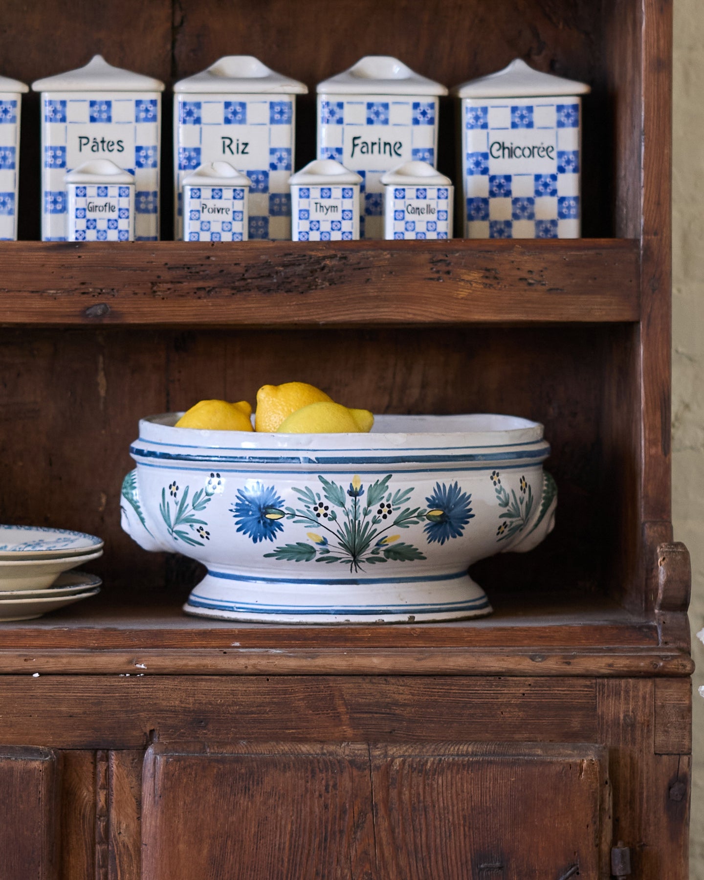 Pedestal Fruit Bowl