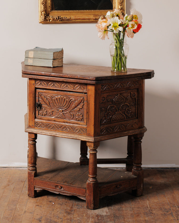 19th c. Oak Side Table