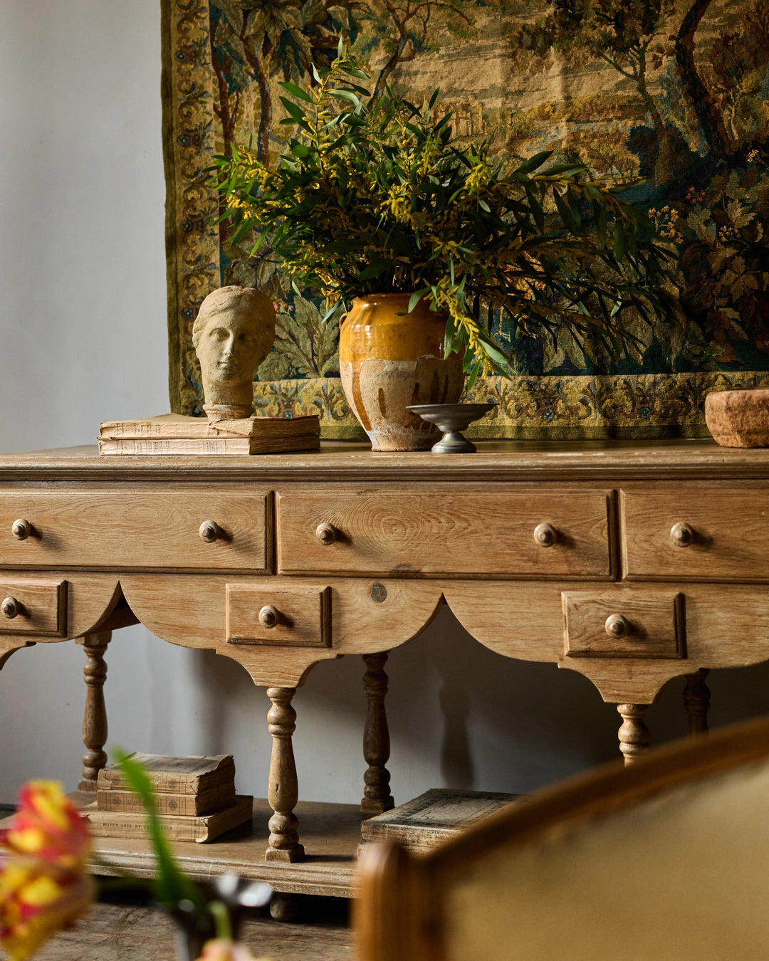 Lyon Drapery Table