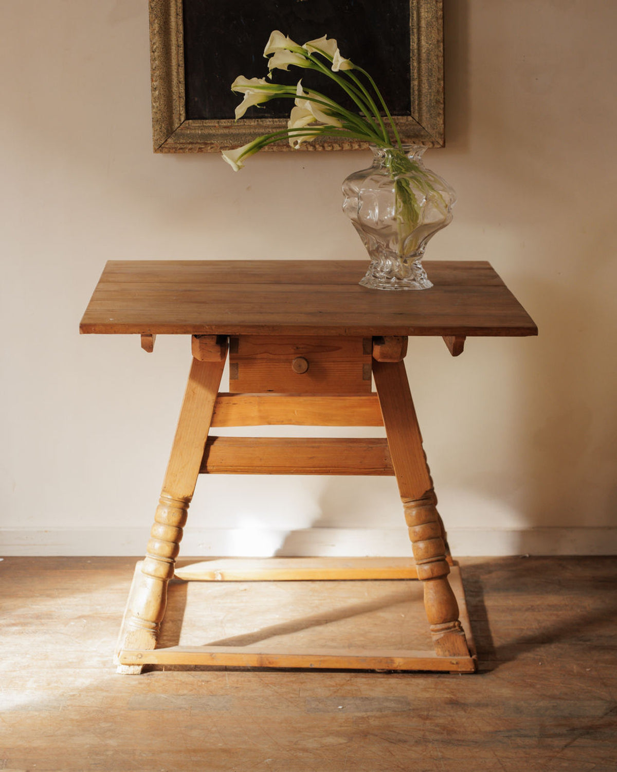 Swedish Entryway Table