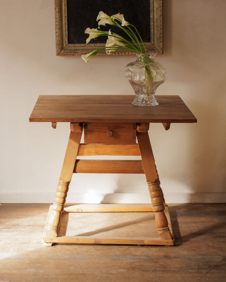 Swedish Entryway Table