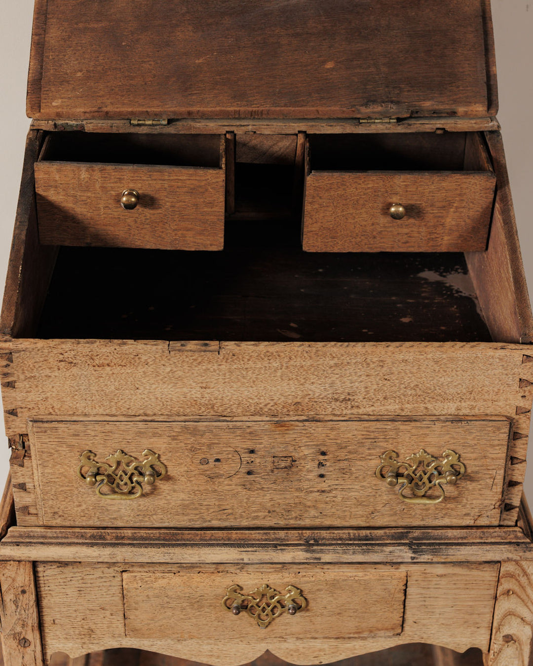 English Traveling Desk
