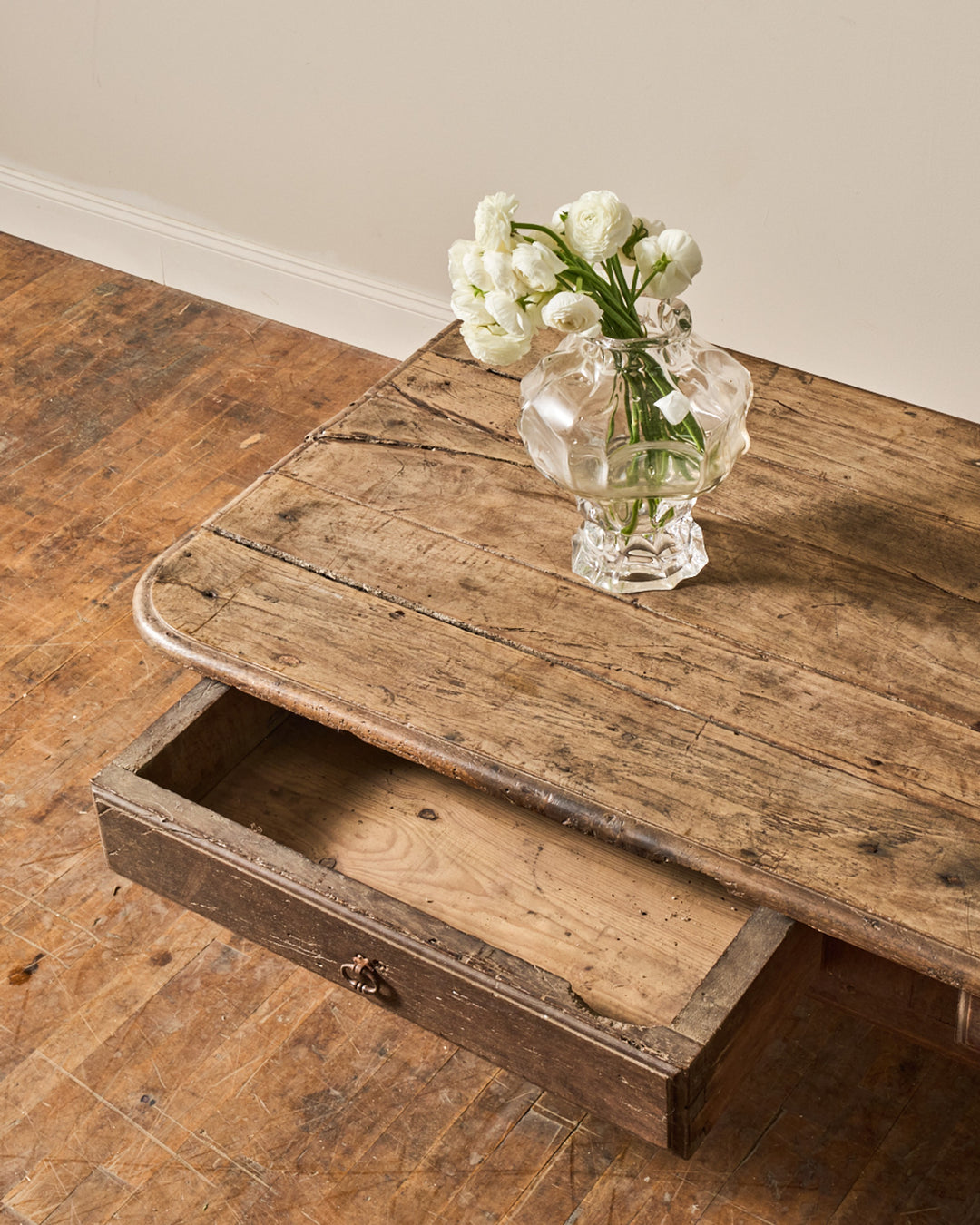 Chateau Hunting Lodge Coffee Table
