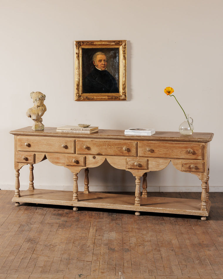 Lyon Drapery Table