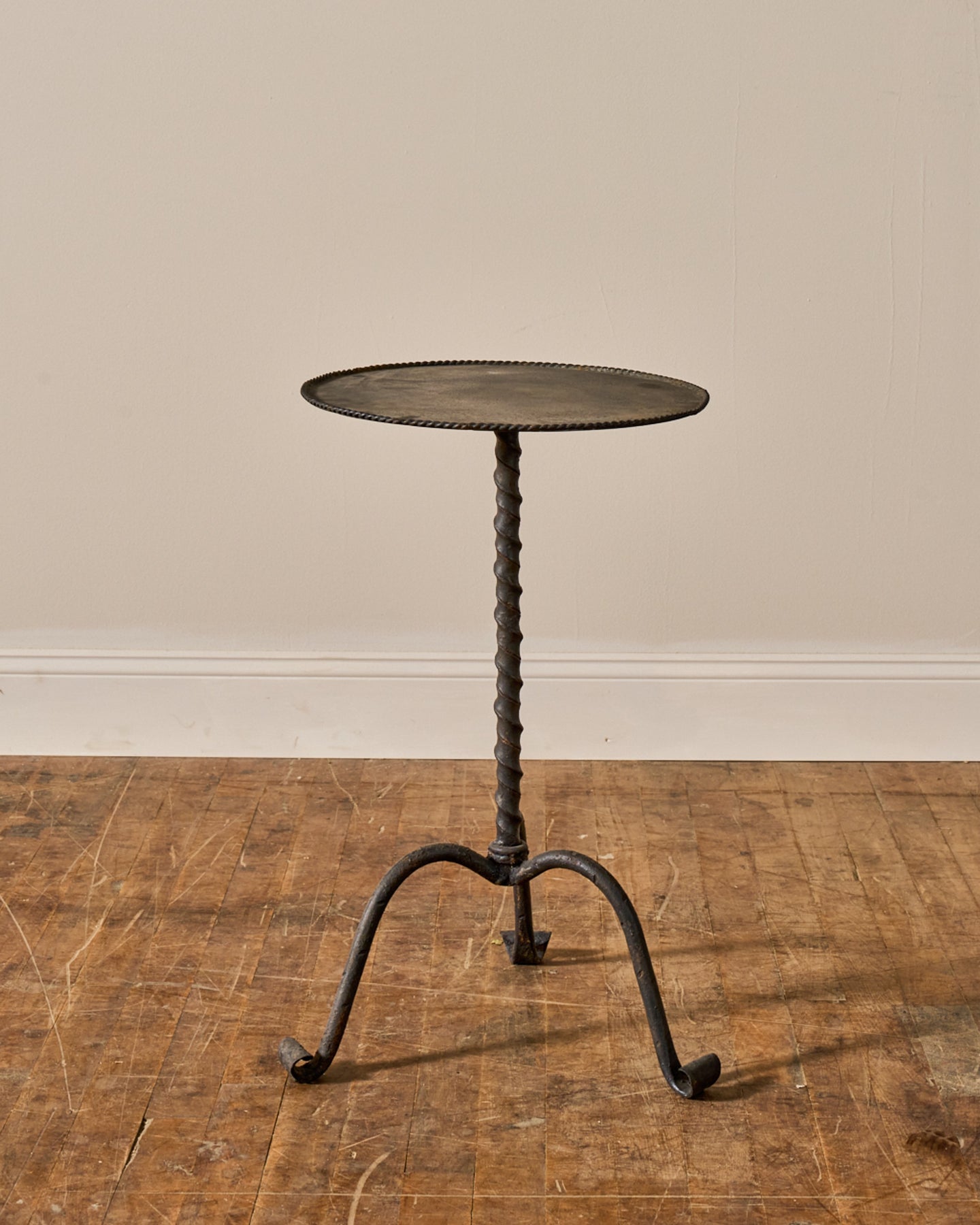 Spanish Martini Table