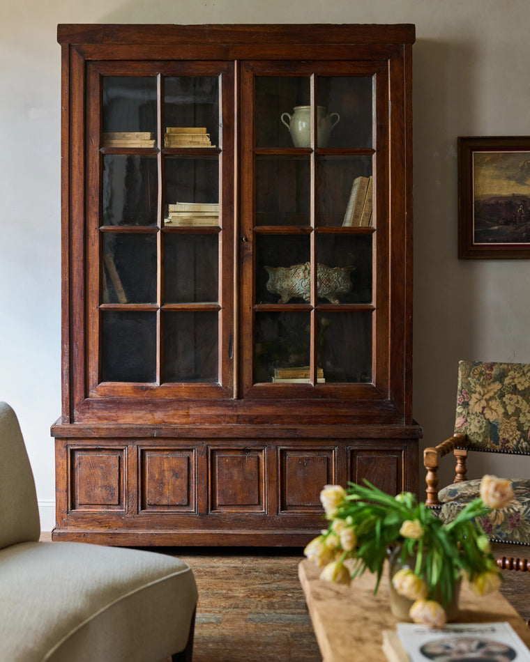 Grand French Vitrine