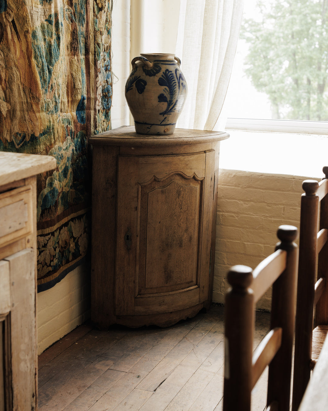 18th c. Oak Corner Cabinet