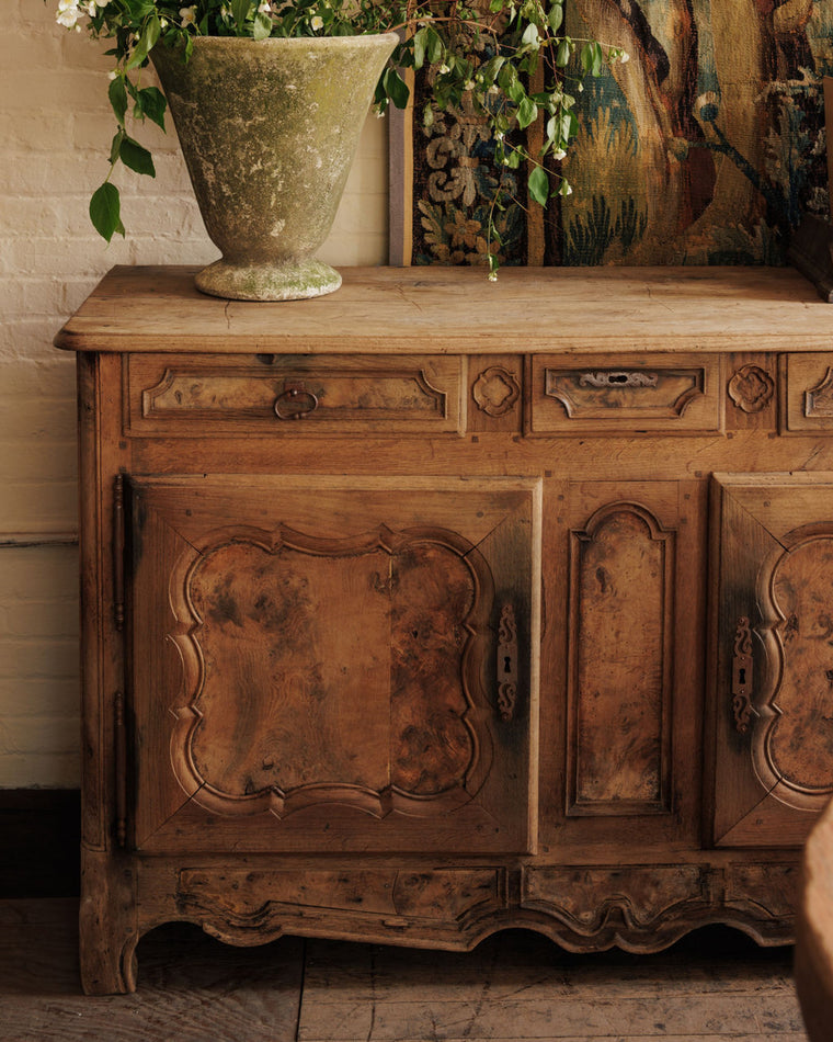 18th c. Oak Buffet