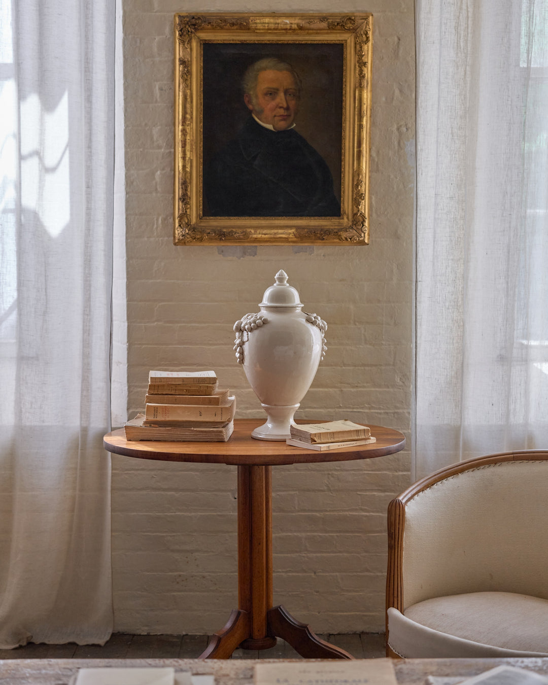 French Oval Breakfast Table