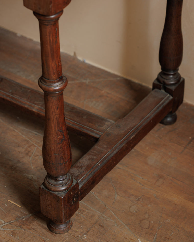 Petit Oak Desk