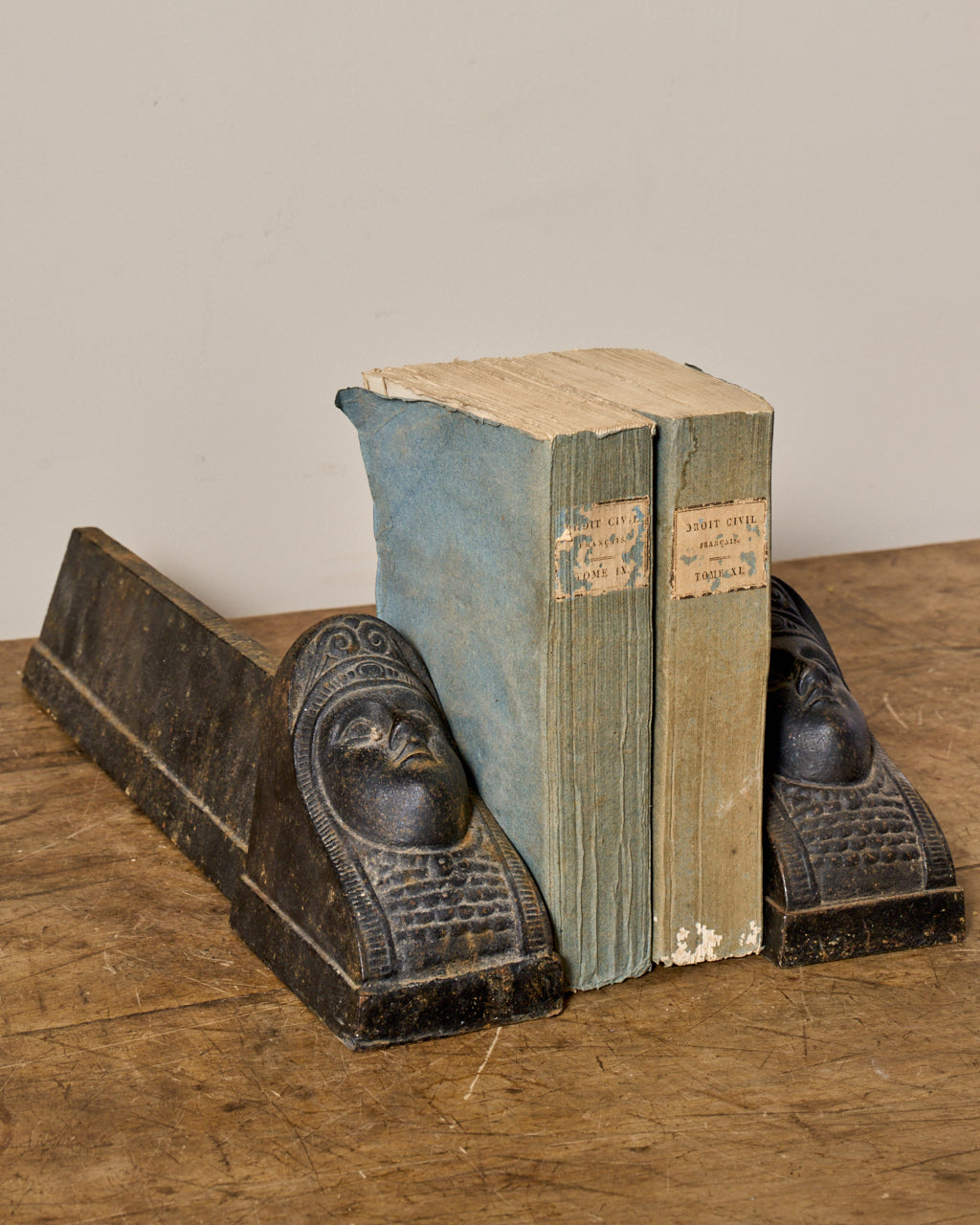 Fireplace Cast Iron Bookends - The King
