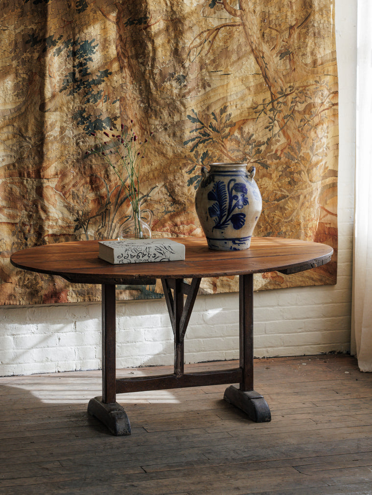 The Grand Vineyard Table