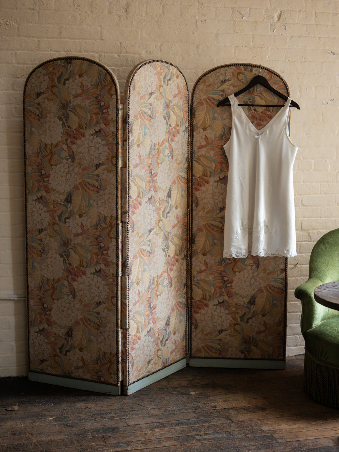 Vintage Tapestry Screen